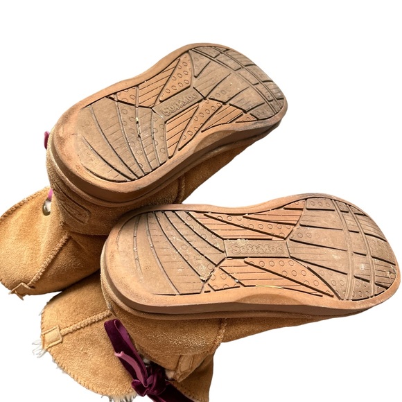 Softmoc winter boots with velvet ribbon bows, leather upper size 7 - Picture 6 of 11